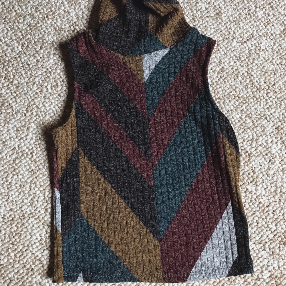 turtleneck top